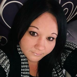 Meet your Posher, Leeanna